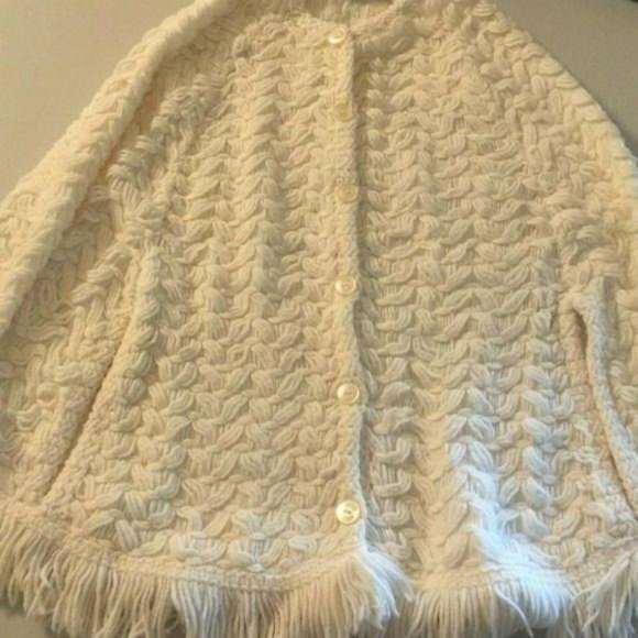 Vintage 1960s Aris Knitwear Ivory Crochet Shawl Fringe Boho Wrap - Picture 6 of 11